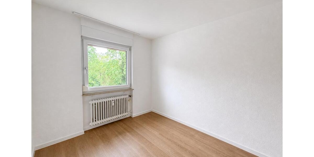 Etagenwohnung Walheim - 4 Zimmer, 92 m&sup2;, 1.650&euro; | Angebot:26448463