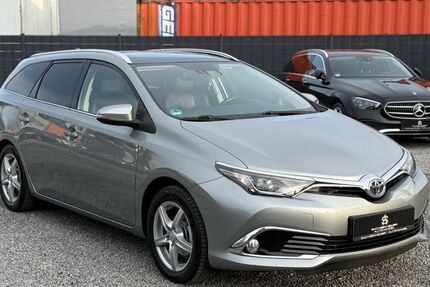 Toyota Auris 112.000 km 11.998 &euro; Sachsenheim 74343