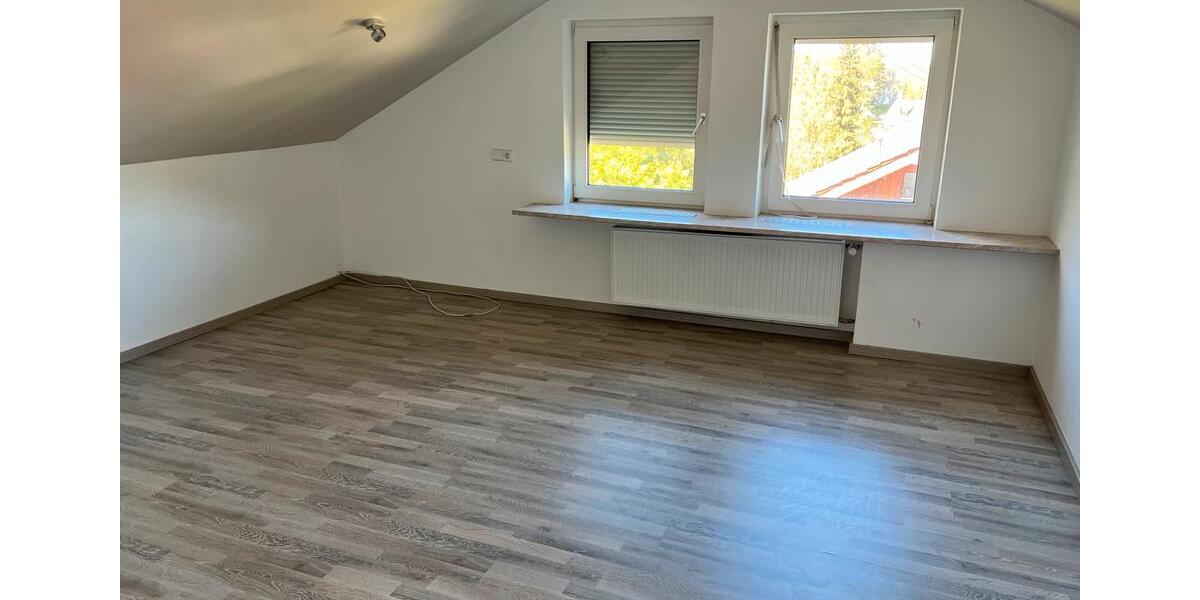 Einfamilienhaus Mosbach - 7 Zimmer, 150 m&sup2;, 449.000&euro; | Angebot:26380959
