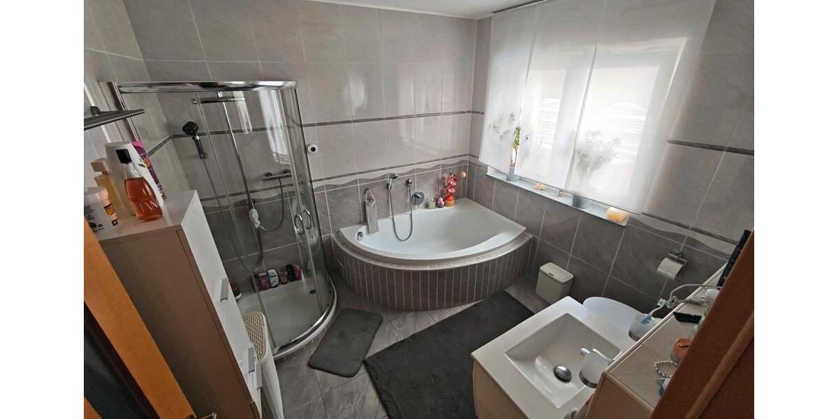 Einfamilienhaus Eppingen - 5 Zimmer, 132 m&sup2;, 750.000&euro; | Angebot:26396396