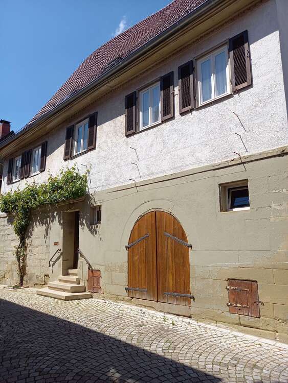Haus zum Kaufen in Großbottwar 325.000 € 160 m²