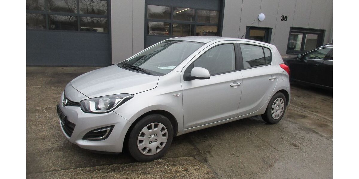 Hyundai i20 101.700 km 4.490 &euro; Heilbronn 74081