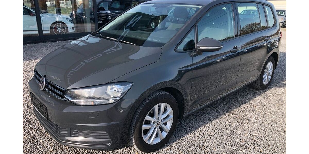 VW Touran 132.000 km 20.950 &euro; Öhringen 74613