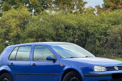 VW Golf 230.000 km 2.700 € Murr 71711
