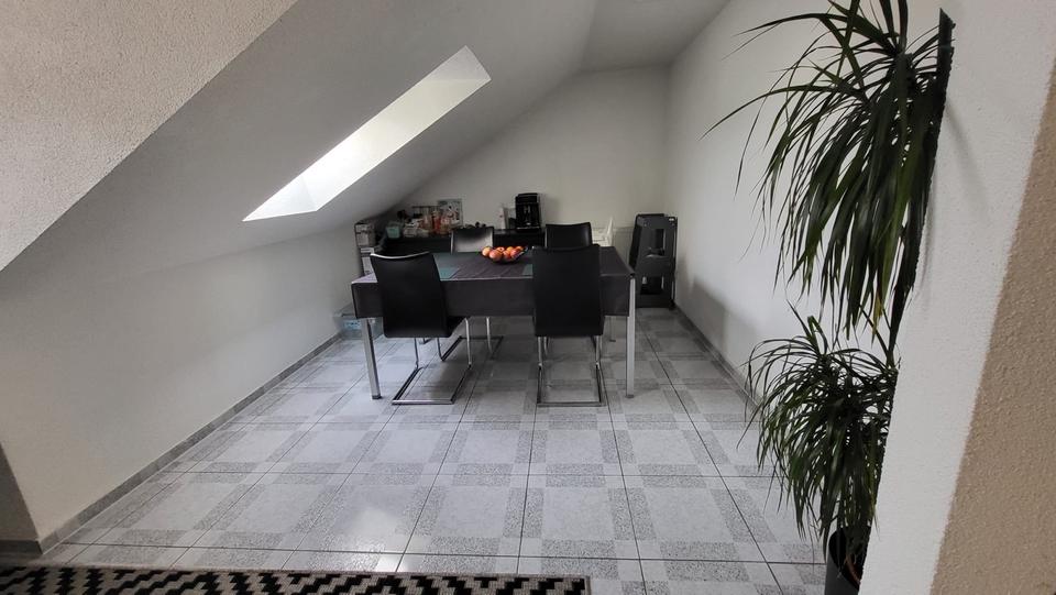 Dachgeschoßwohnung Neckarsulm - 3 Zimmer, 75 m&sup2;, 950&euro; | Angebot:25169205