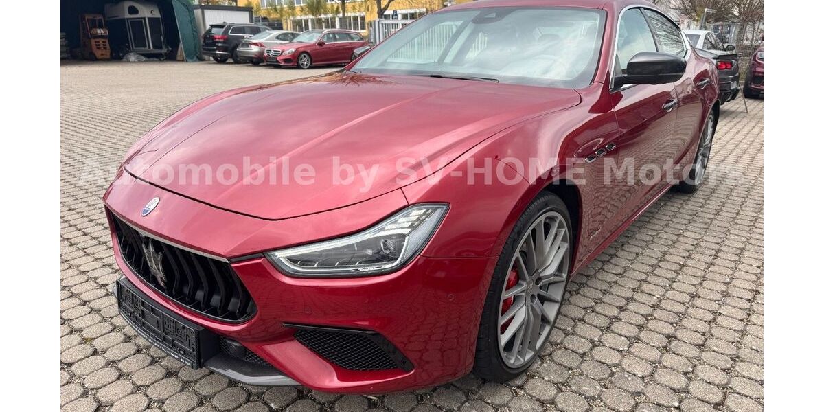 Maserati Ghibli 125.000 km 31.999 &euro; Ilsfeld 74360