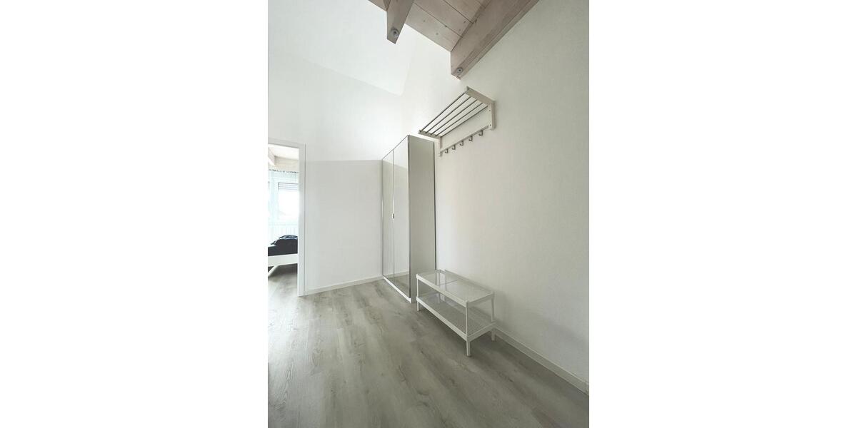 Dachgeschoßwohnung Heilbronn Böckingen - 2 Zimmer, 48 m&sup2;, 1.000&euro; | Angebot:25923410