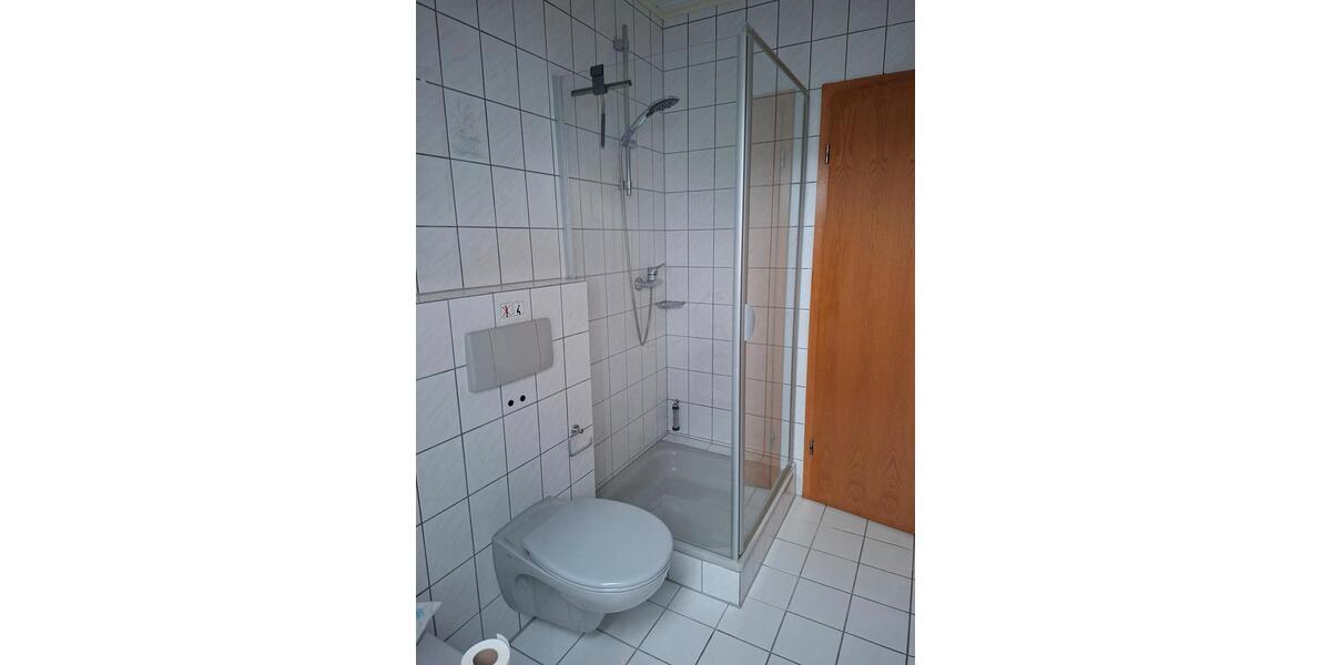 Dachgeschoßwohnung Sinsheim - 3 Zimmer, 77 m&sup2;, 720&euro; | Angebot:26166083