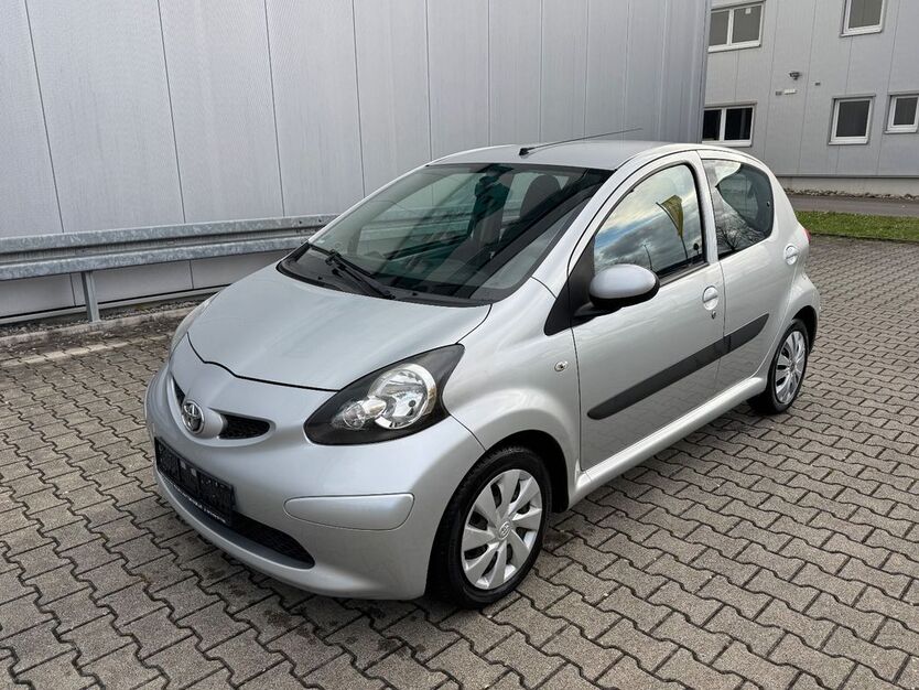 Toyota Aygo (X) 125.000 km 4.650 € Backnang 71522