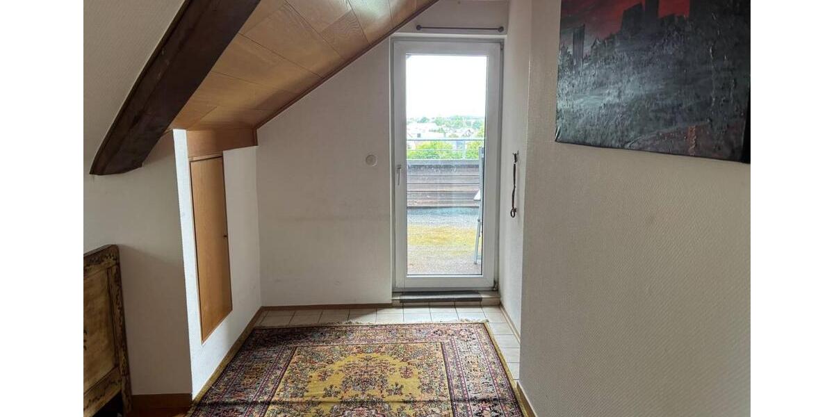 Dachgeschoßwohnung Bad Rappenau - 2.5 Zimmer, 69 m&sup2;, 850&euro; | Angebot:24533499