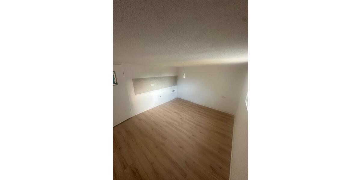 Erdgeschoßwohnung Ludwigsburg Eglosheim - 2 Zimmer, 35 m&sup2;, 600&euro; | Angebot:26444696