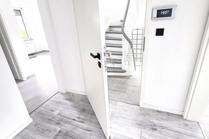 Elegante 4,5 Zimmer Wohnung mit Balkon & Kamin| Erstbezug 4 zimmer