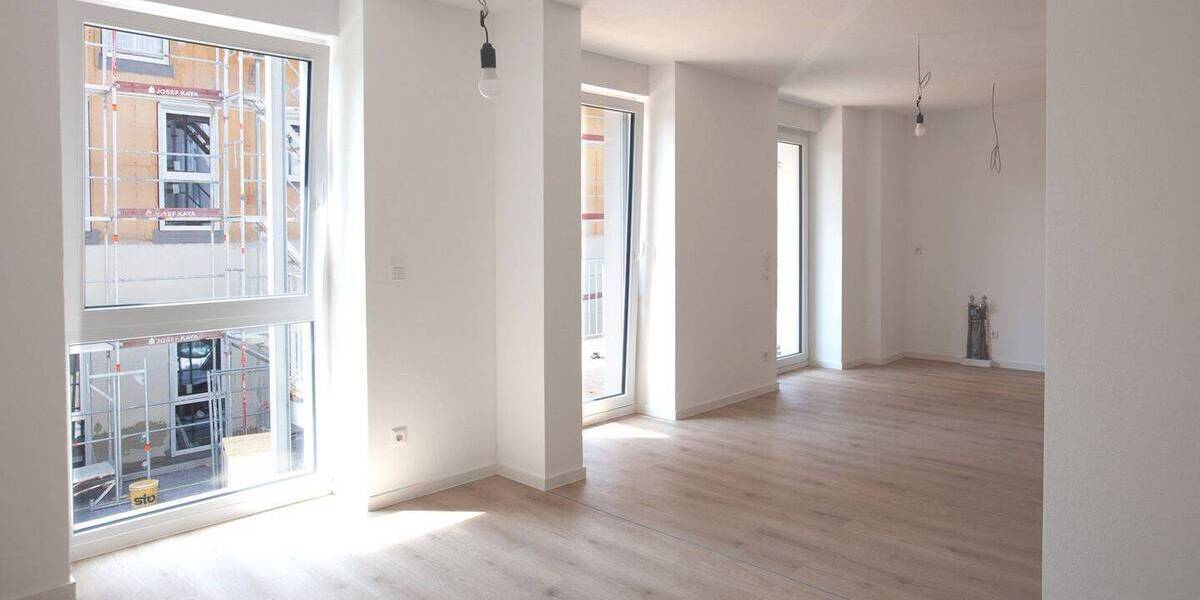 Stilvolle & lichtdurchflutete Neubau-EG Wohnung - 77  m² mit großem Südbalkon in Güglingen ! 3 zimmer