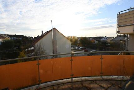 geräumige 2 Zimmer Wohnung in Kleinglattbach zimmer