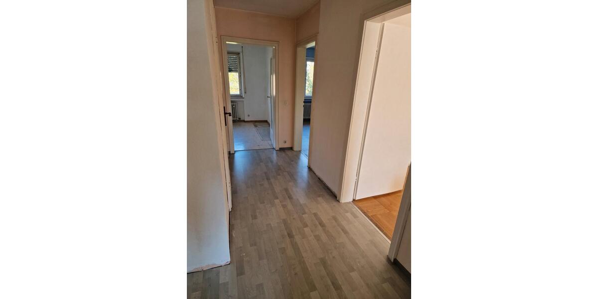 Etagenwohnung Ludwigsburg - 3 Zimmer, 71 m&sup2;, 230.000&euro; | Angebot:26765342