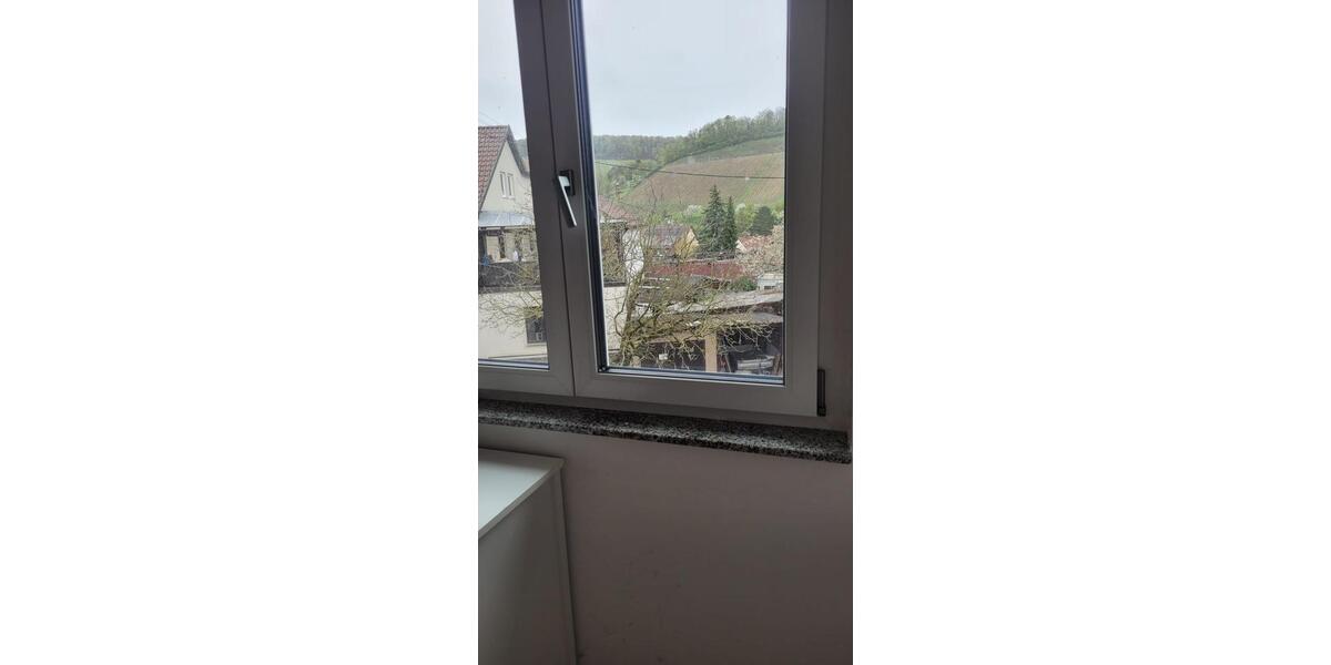 Maisonettenwohnung Sachsenheim - 4 Zimmer, 142 m&sup2;, 1.300&euro; | Angebot:26124261