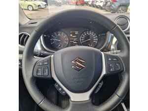 Suzuki Vitara Vollhybrid 1.5 Hybrid Allgrip AGS Comfort+ 1.965 km 29.990 &euro; Obrigheim-Asbach 74847