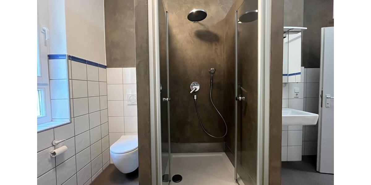 Hochparterre Ludwigsburg - 5.5 Zimmer, 115 m&sup2;, 1.560&euro; | Angebot:26504465