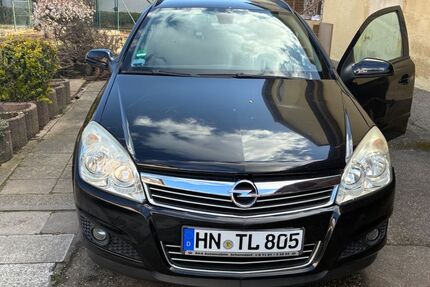 Opel Astra 208.000 km 650 &euro; Flein 74223