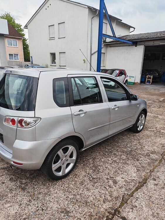 Mazda 2 80.253 km 2.999 € Erlenbach 74235