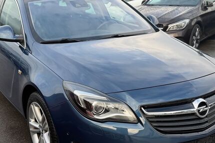 Opel Insignia 128.000 km 8.999 &euro; Gundelsheim 74831