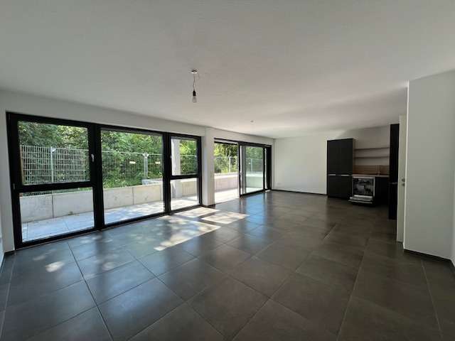 Etagenwohnung Mosbach - 2 Zimmer, 102 m&sup2;, 1.180&euro; | Angebot:26380458