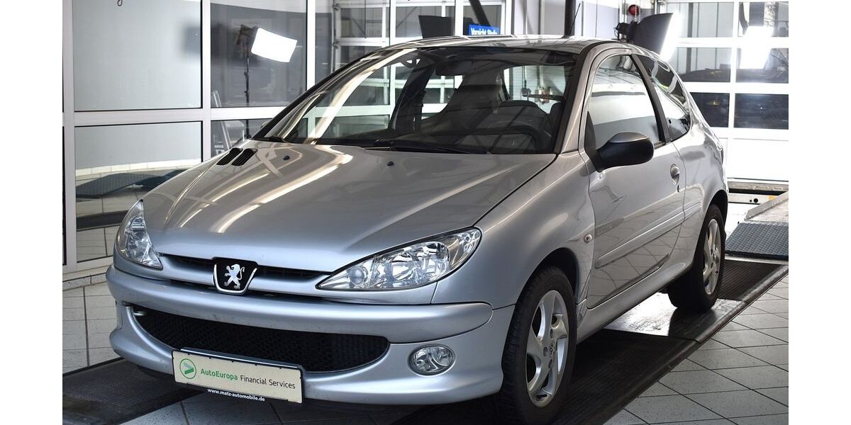 Peugeot 206 213.445 km 1.190 &euro; Bad Friedrichshall 74177