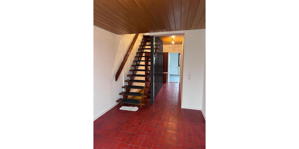 Dachgeschoßwohnung Bad Friedrichshall - 2 Zimmer, 50 m&sup2;, 900&euro; | Angebot:25208348