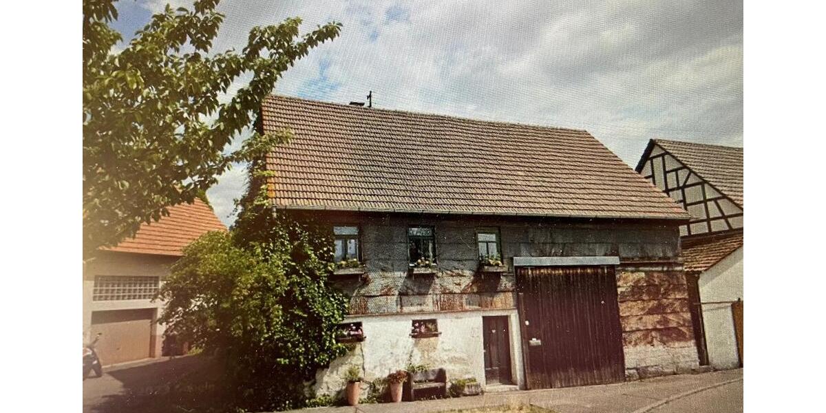 Haus mit Scheune und Garten in Sachsenheim zu verkaufen zimmer