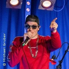 Samuel Kilian - Was sich liebt, das likt sich 15.10.2026 SCHATZKISTL – Theater . Kabarett . Club - Im Leonardo Royal Mannheim