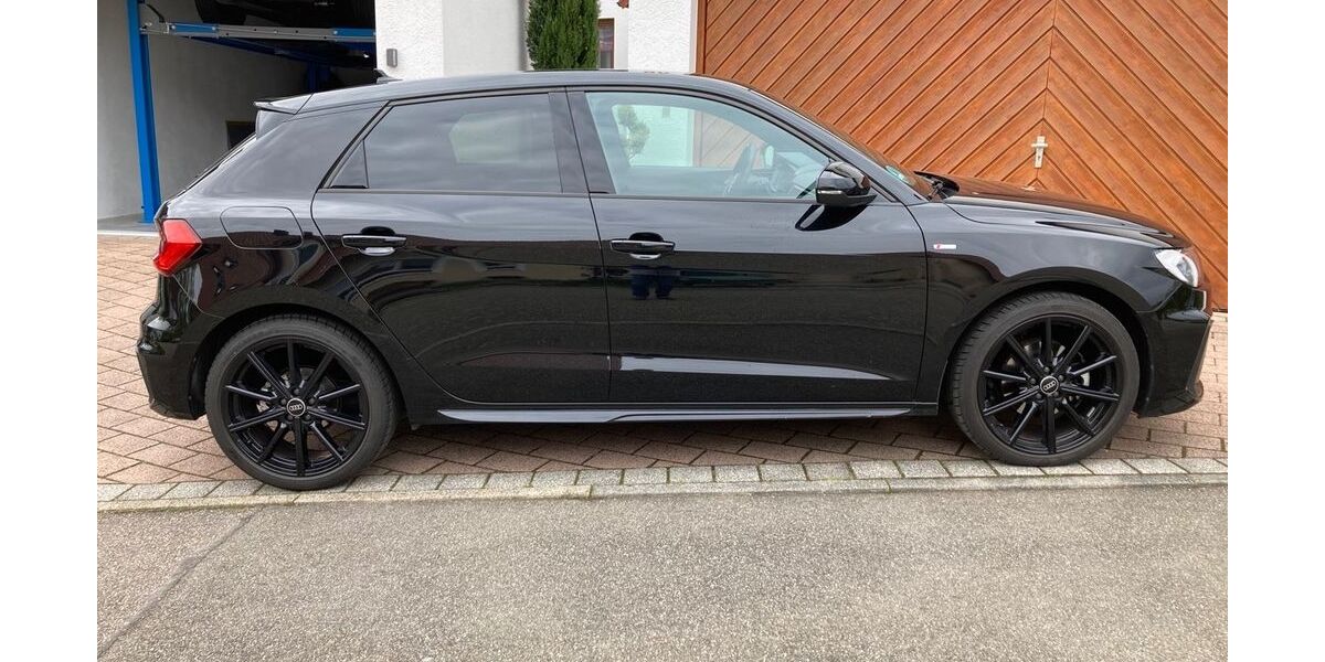 Audi A1 15.500 km 28.100 &euro; Neuenstadt 74196