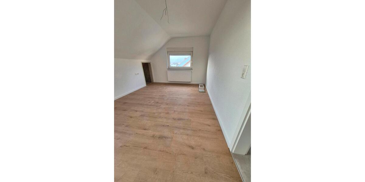 2- Zimmer. DG Wohnung Heilbronn 1 zimmer