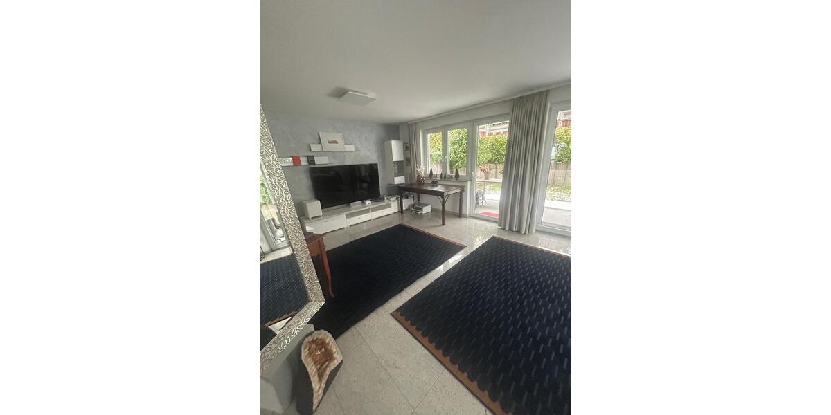 Einfamilienhaus Besigheim - 5.5 Zimmer, 179 m&sup2;, 2.250&euro; | Angebot:25050250