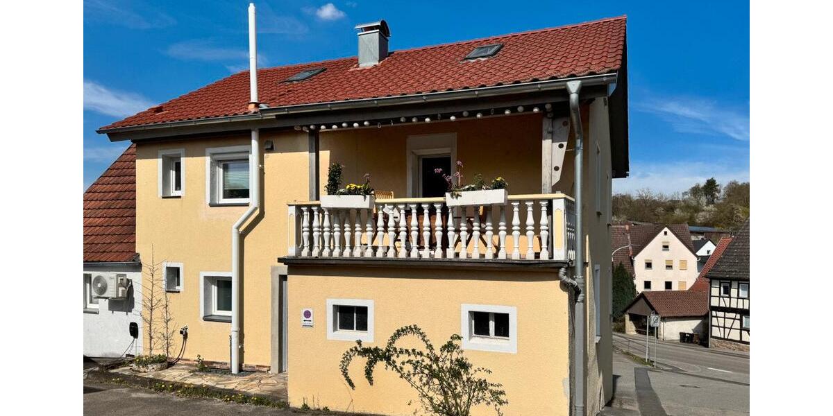 Doppelhaushälfte Neuenstein - 6 Zimmer, 108 m&sup2;, 1.440&euro; | Angebot:26463064