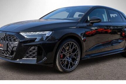 Audi RS3 4.900 km 73.890 € Heilbronn 74074