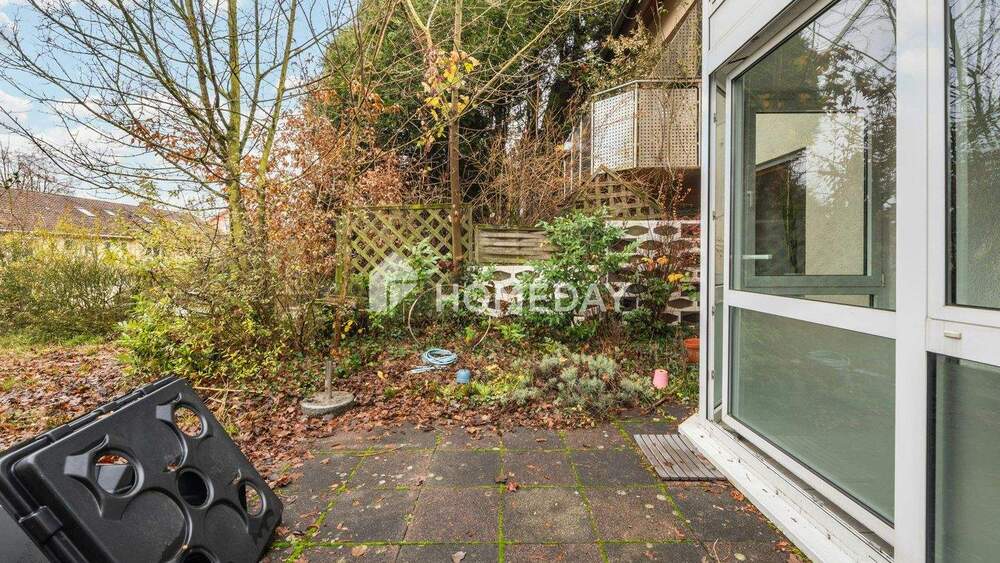 Reihenendhaus mit Garten, 2 Wintergärten, Sauna und Garagen in Heilbronn 5 zimmer