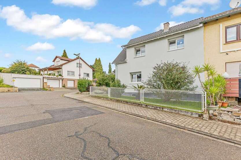 Haus zum Kaufen in Kraichtal 389.000 € 137 m² 6 zimmer