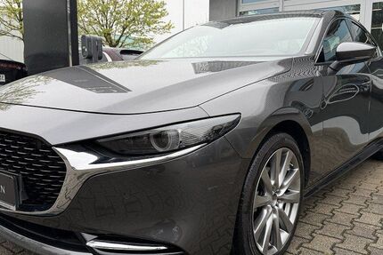 Mazda 3 7.981 km 31.990 &euro; Bietigheim-Bissingen 74321