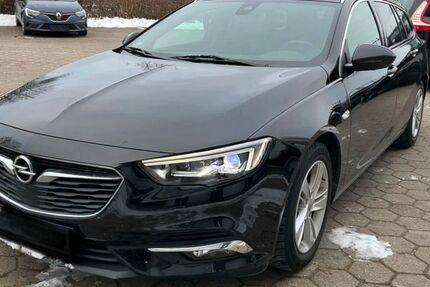 Opel Insignia 96.600 km 16.900 &euro; Untergruppenbach 74199