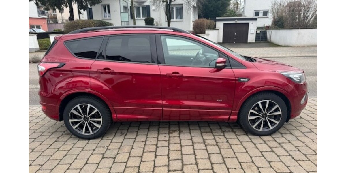 Ford Kuga 1.5 ST-Line 4X4 129.047 km 8.990 &euro; Neckarsulm 74172
