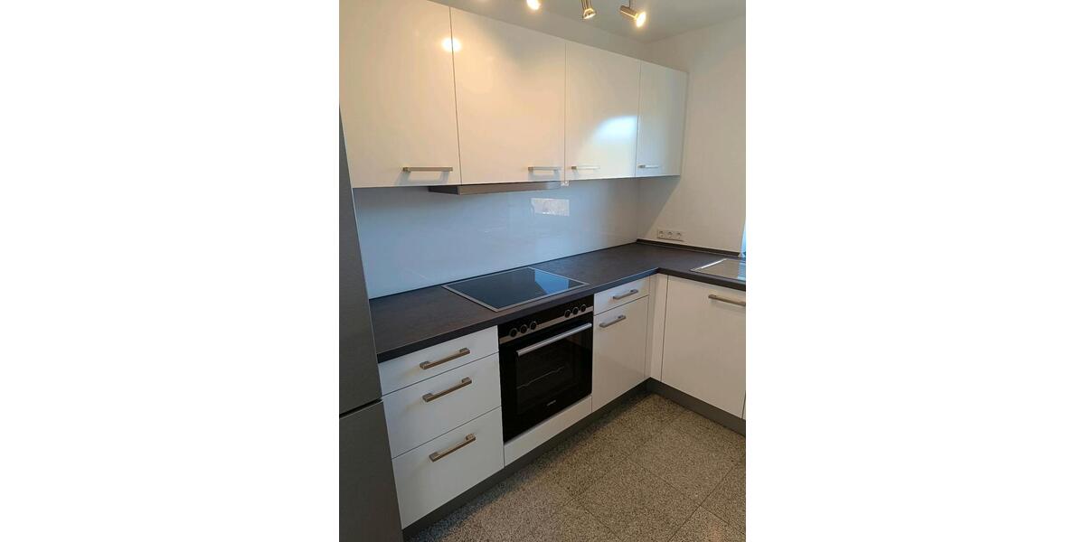 Dachgeschoßwohnung Pfaffenhofen - 2.5 Zimmer, 65 m&sup2;, 670&euro; | Angebot:26431313