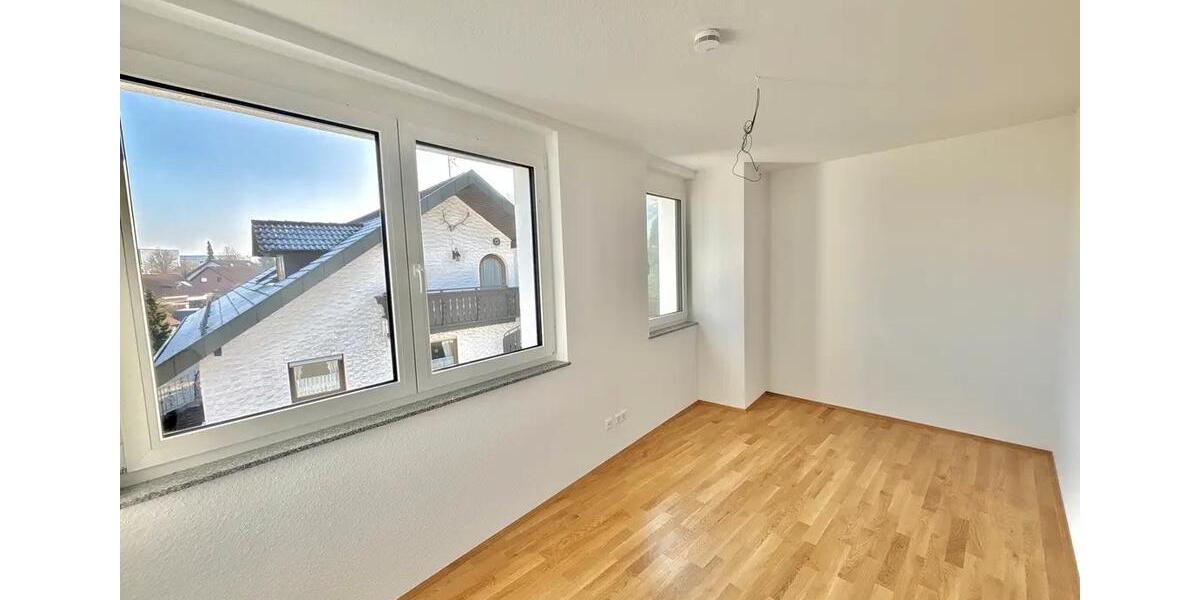Einfamilienhaus Neuenstadt am Kocher - 4.5 Zimmer, 163 m&sup2;, 2.390&euro; | Angebot:26343857