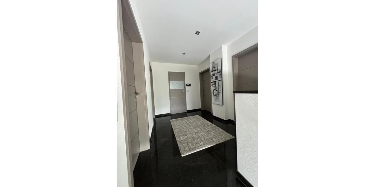 Doppelhaushälfte Brackenheim - 4.5 Zimmer, 145 m&sup2;, 740.000&euro; | Angebot:26074032