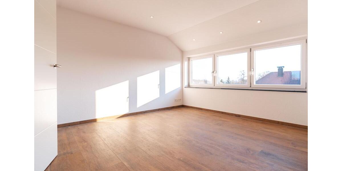 Dachgeschoßwohnung Bad Rappenau - 5 Zimmer, 167 m&sup2;, 749.000&euro; | Angebot:26834044