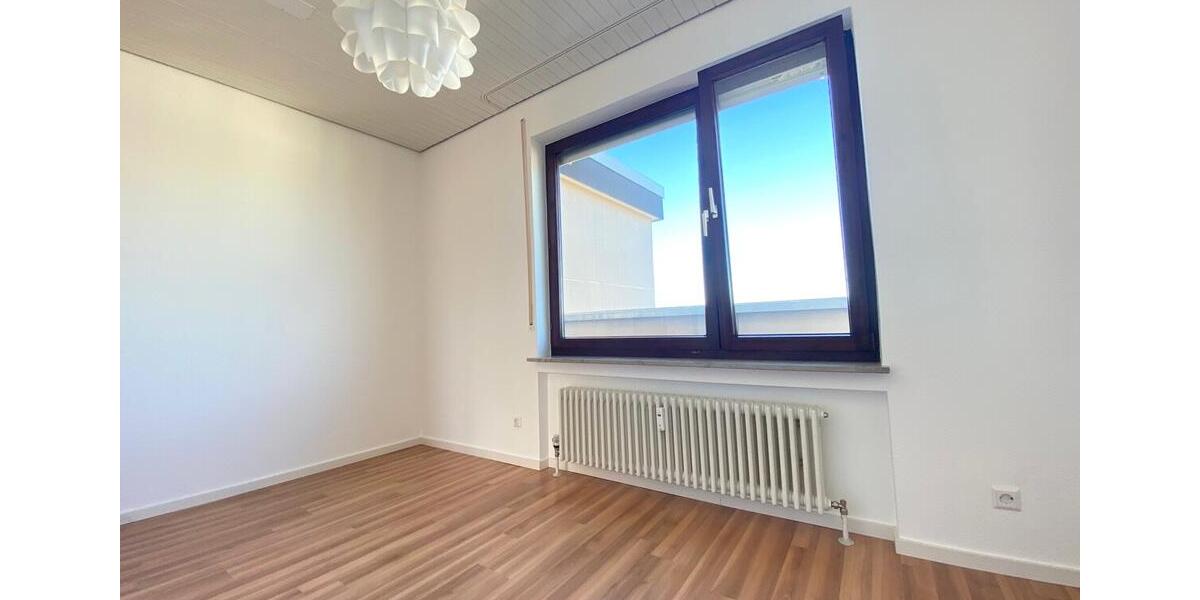 Einfamilienhaus Bietigheim-Bissingen Bissingen - 5.5 Zimmer, 163 m&sup2;, 1.800&euro; | Angebot:24805219