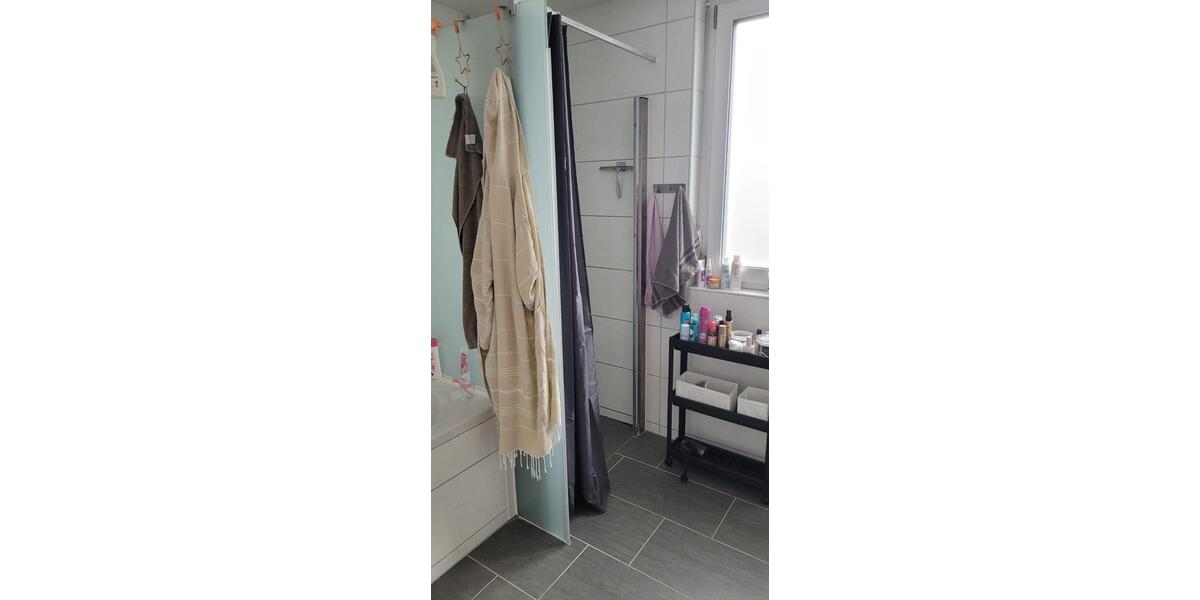 Maisonettenwohnung Sachsenheim - 4 Zimmer, 142 m&sup2;, 1.300&euro; | Angebot:26124261