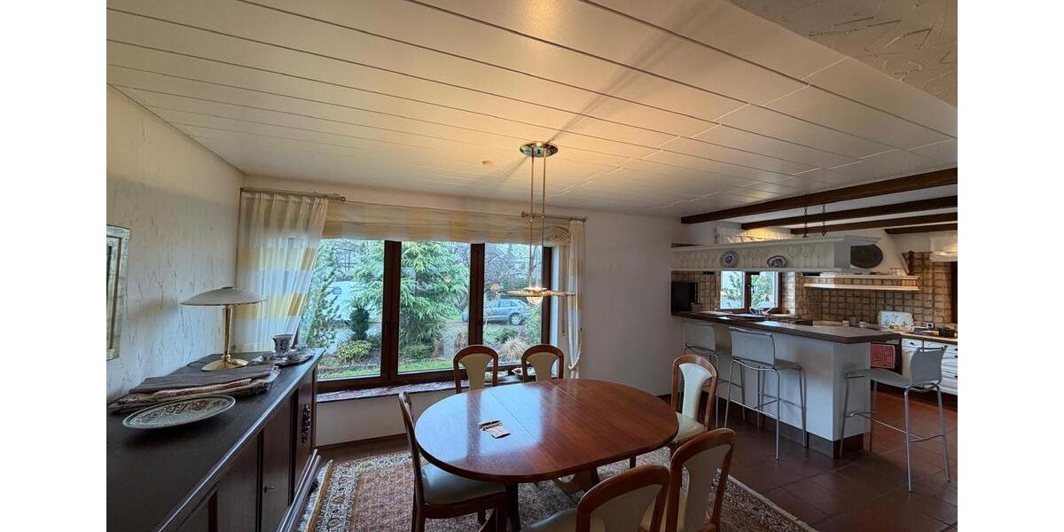 Einfamilienhaus Bietigheim-Bissingen Bissingen - 6 Zimmer, 210 m&sup2;, 1.800&euro; | Angebot:25174659