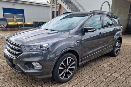 Ford Kuga 68.000 km 14.900 &euro; Ludwigsburg 71634