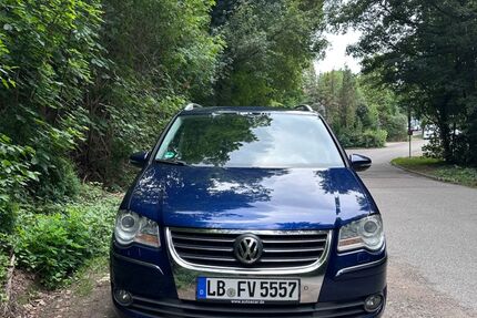 VW Touran 306.000 km 3.500 &euro; Bietigheim Bissingen 74321