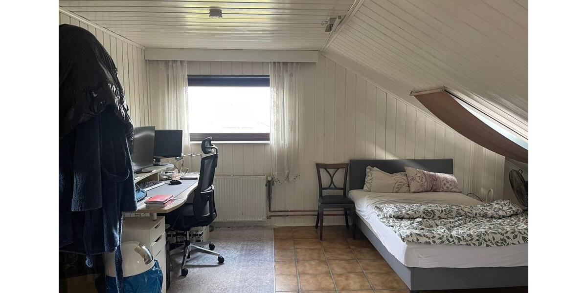 Einfamilienhaus Sinsheim - 8 Zimmer, 150 m&sup2;, 650.000&euro; | Angebot:26536140